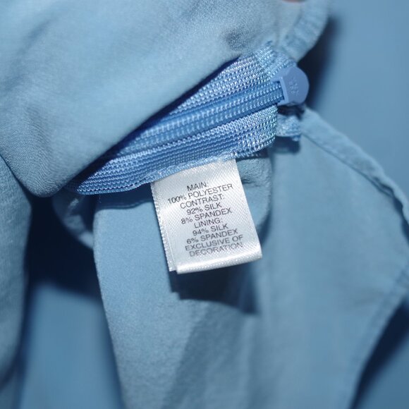 St John Sequins Light Blue Gray Silk Shear Short Sleeve Top Women's Size 10 - Picture 3 of 4